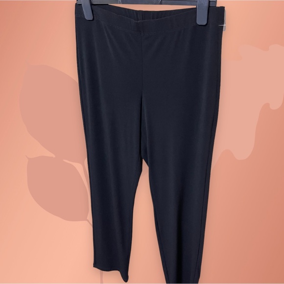 232 - NEW PETITE SOFTWORKS BLACK PULL ON PANTS STYLE 15205P - Picture 2 of 12